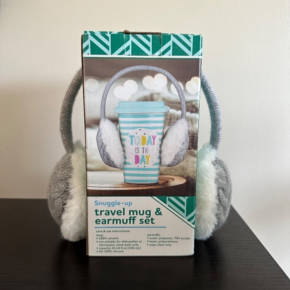 *SNUGGLE UP* Travel Mug & Earmuff Set NWT - Picture 3 of 4